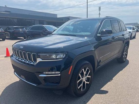 JEEP GRAND CHEROKEE 2023 1C4RJHBG4PC581346 image